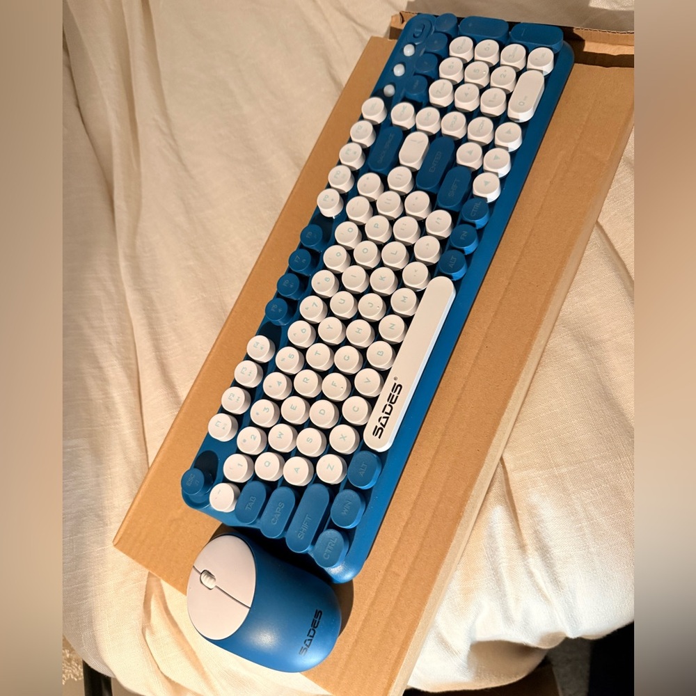 Blue and White Wireless Keyboard - Picture 3 of 4